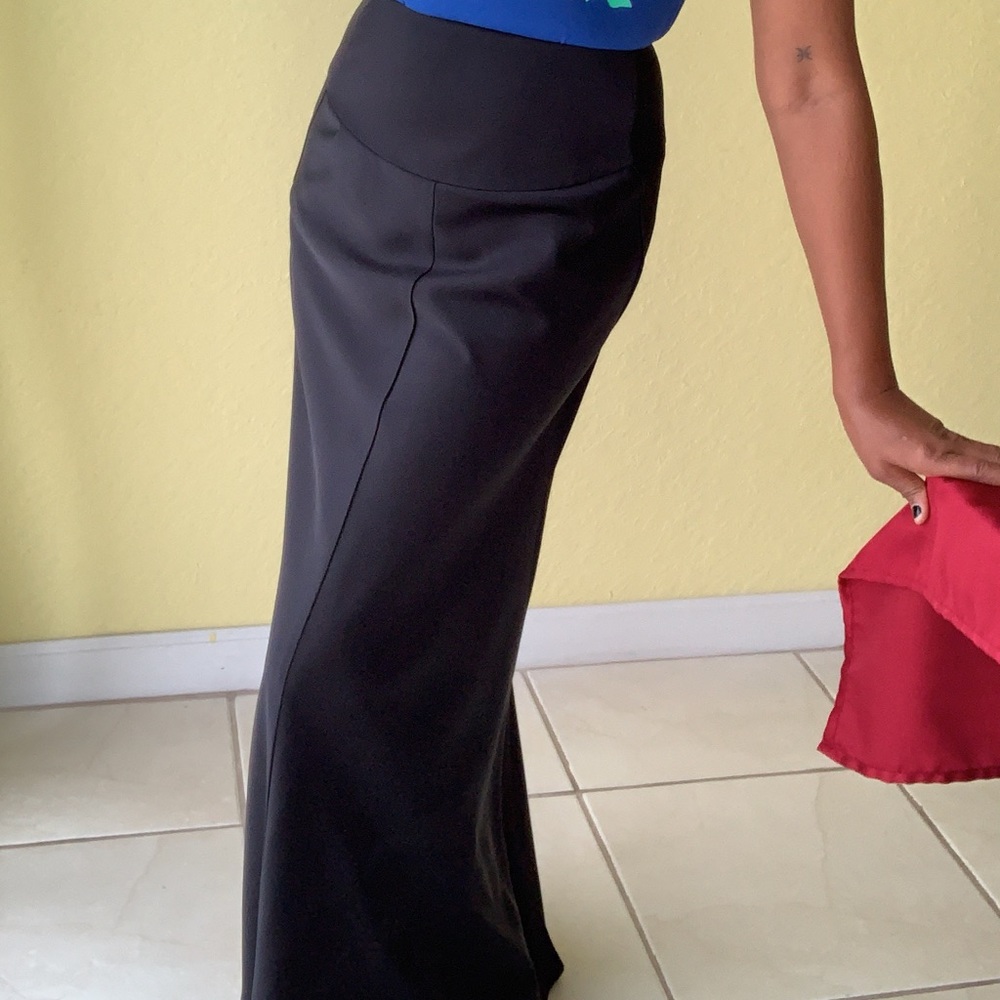 Express ball length pencil skirt